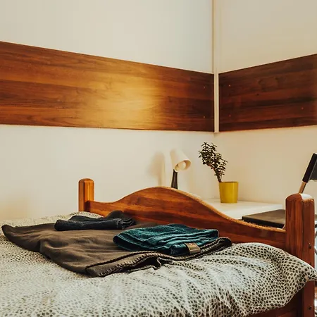 Na Slowackiego 6 Hostel Wałbrzych