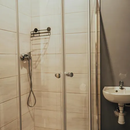 Hostel Na Slowackiego 6 Wałbrzych